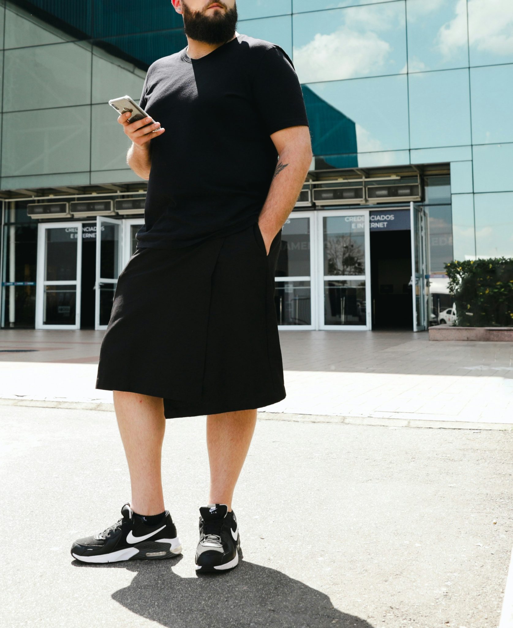 The One Clothing Mistake Making You Look Bigger and Shorter